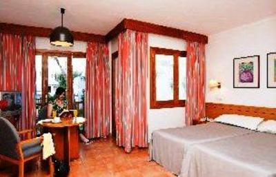 фото отеля Cala Gran Costa Del Sur Hotel Santanyi