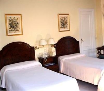фото отеля Hotel Abril Seville (Spain)