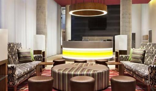 фото отеля Aloft London Excel