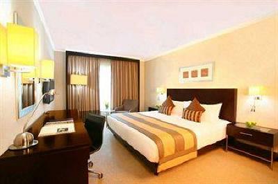 фото отеля Traders Hotel Dubai