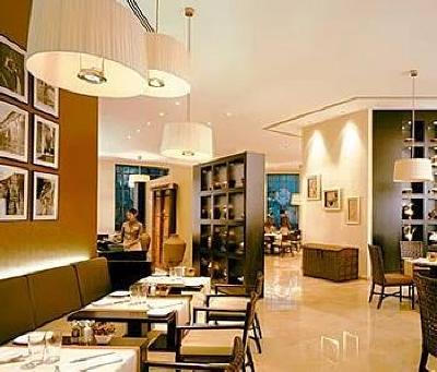 фото отеля Traders Hotel Dubai
