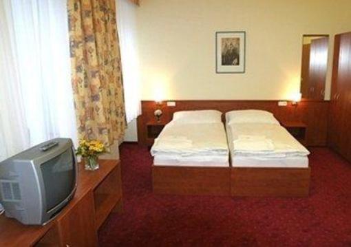 фото отеля Hotel Beranek Prague