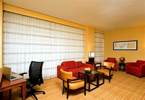 фото отеля Courtyard by Marriott Grand Rapids Downtown
