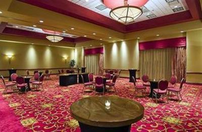 фото отеля Embassy Suites Murfreesboro