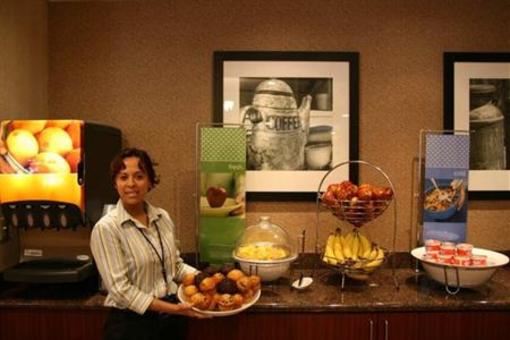 фото отеля Hampton Inn Boston / Cambridge