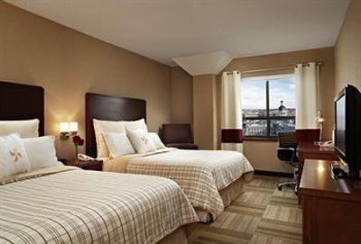 фото отеля Four Points Hotel And Suites Kingston