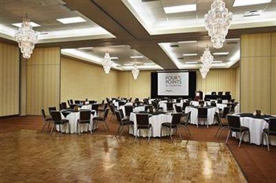 фото отеля Four Points Hotel And Suites Kingston