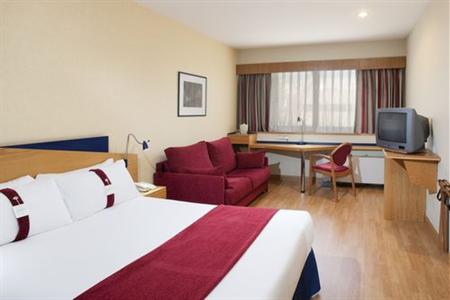 фото отеля Holiday Inn Express Madrid - Tres Cantos
