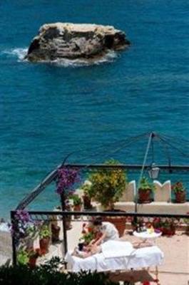 фото отеля Villa Sant'Andrea by Orient-Express