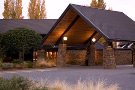 фото отеля Edgewater Hotel Wanaka