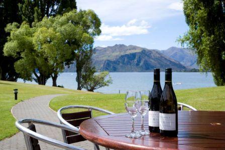 фото отеля Edgewater Hotel Wanaka
