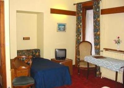 фото отеля Hotel de La Couronne