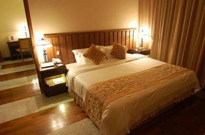 фото отеля Lilac Garden Hotel
