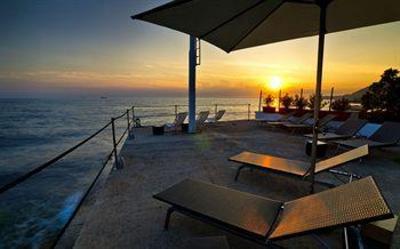 фото отеля Tre Merli Beach Hotel