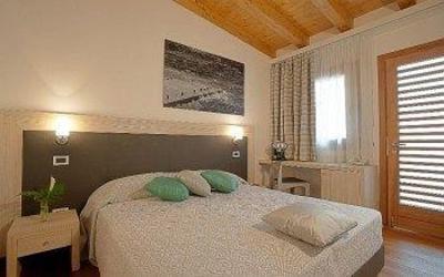 фото отеля Tre Merli Beach Hotel