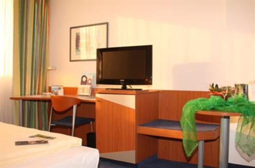 фото отеля Arcadia Hotel Hannover