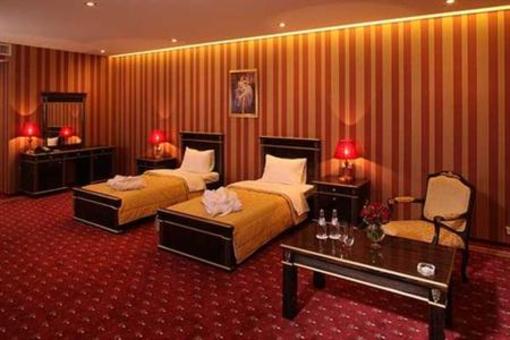 фото отеля SK Royal Hotel