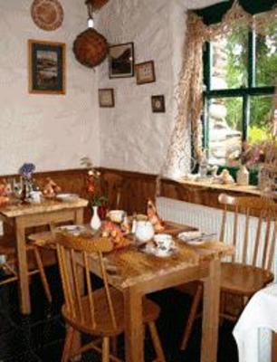фото отеля Lissyclearig Thatch Cottage
