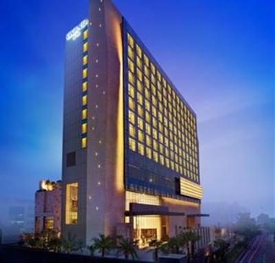 фото отеля Vivanta by Taj Gurgaon
