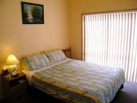 Airport Bed & Breakfast