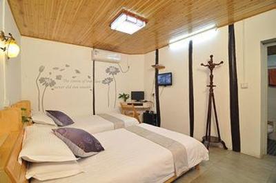 фото отеля Qianjinge Inn
