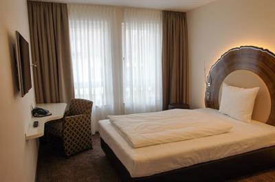 фото отеля TAOme Feng Shui Stadthotel Breisgau