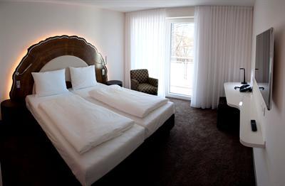фото отеля TAOme Feng Shui Stadthotel Breisgau