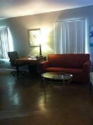 фото отеля Phoenix Practical Room Rentals