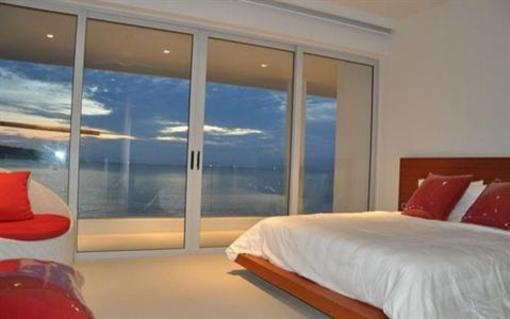 фото отеля Patong Beach House