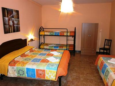 фото отеля Airport Pisa Rooms