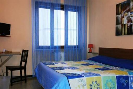 фото отеля Airport Pisa Rooms
