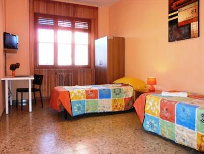 фото отеля Airport Pisa Rooms