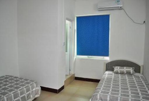 фото отеля Thorn Bird Sanya Hostel