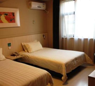 фото отеля Jinjiang Inn Huizhou Dadao Hefei