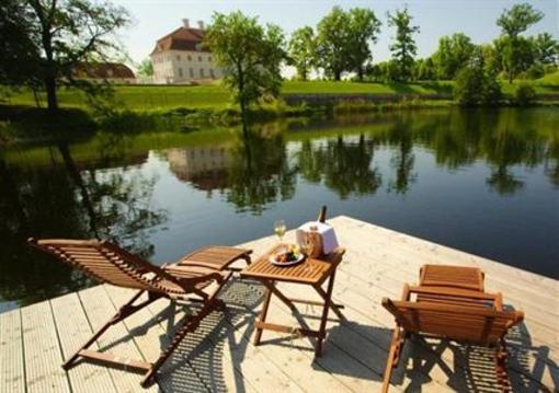 фото отеля Schlosswirt Meseberg