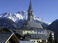 Backpacker Hotel Swissroof Sent