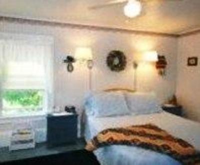 фото отеля Candlelite Inn