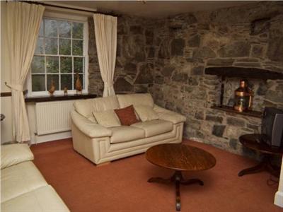 фото отеля West Arms Hotel Llanarmon