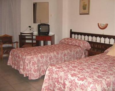 фото отеля Hostal Calasol