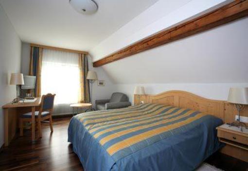 фото отеля Landgasthof Engel Gams