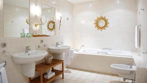 фото отеля Hostellerie Lafarque