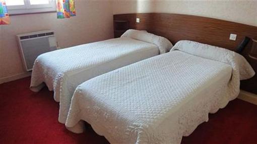 фото отеля Hotel Regina Ars-sur-Formans