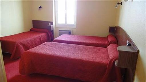 фото отеля Hotel Regina Ars-sur-Formans