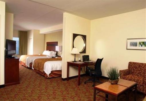 фото отеля SpringHill Suites by Marriott Pigeon Forge