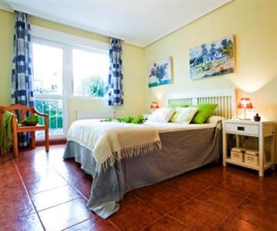 фото отеля Apartamentos Acacio Suances