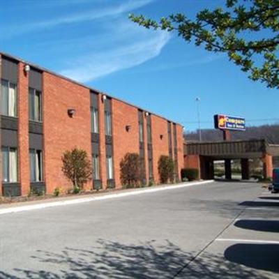 фото отеля Compare Inn and Suites