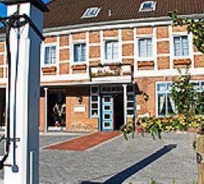 фото отеля Hotel Zum Weissen Ross Cadenberge