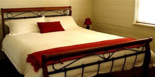 фото отеля Crabtree River Cottages Bed and Breakfast Huonville