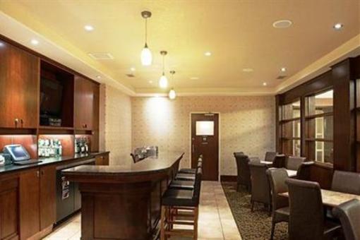 фото отеля Holiday Inn Lloydminster