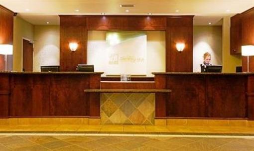 фото отеля Holiday Inn Lloydminster